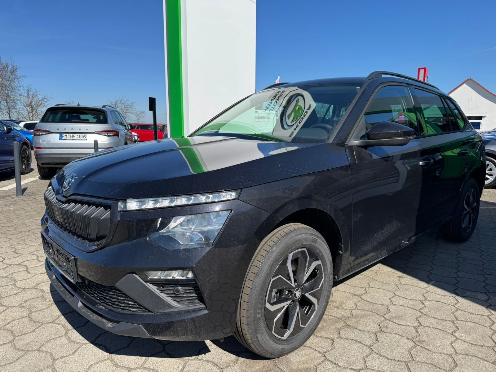 Fahrzeugabbildung SKODA Kamiq Selection 1,0 TSI 85 kW 7-Gang-DSG