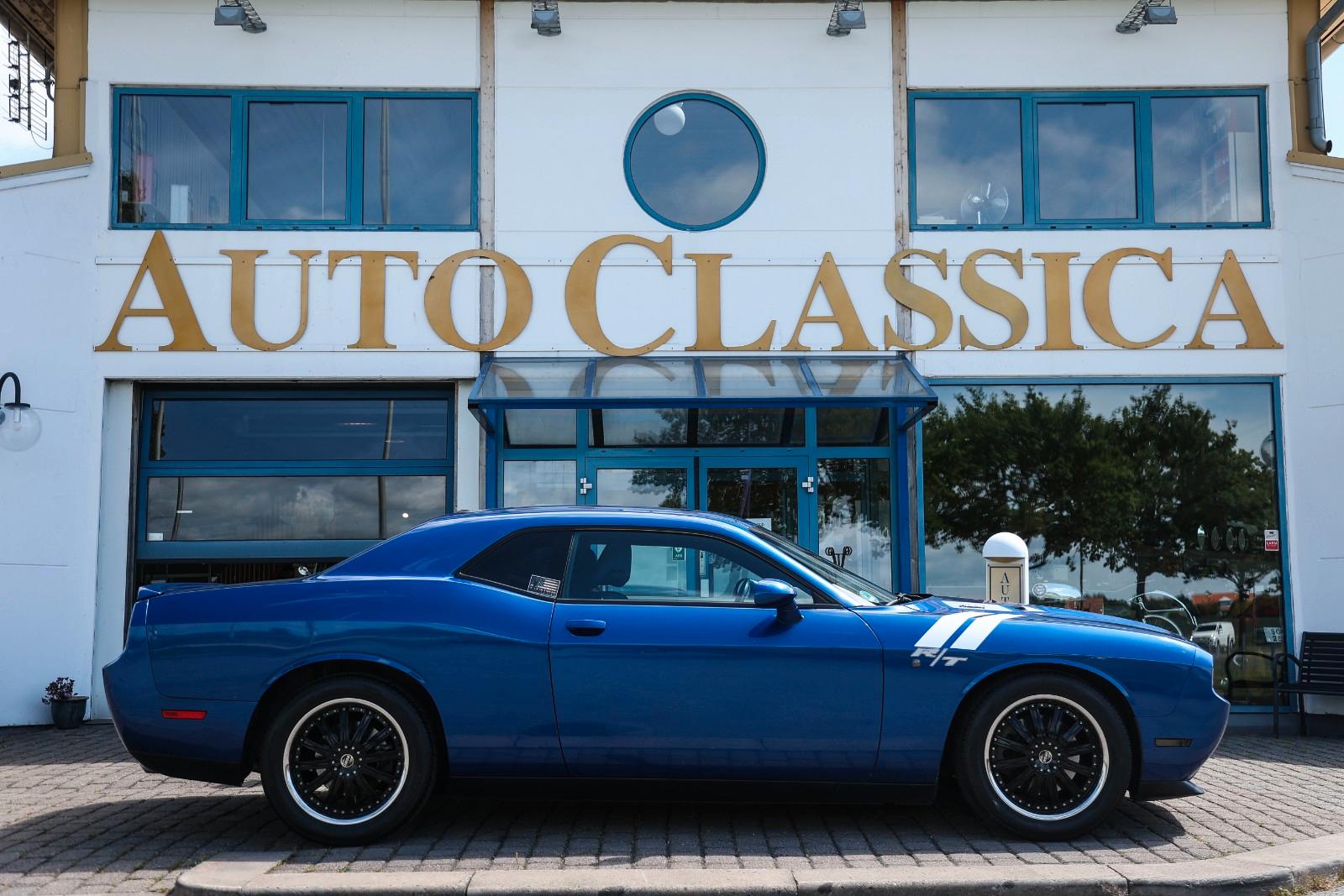 Dodge Challenger 5.7 V8 Hemi