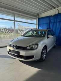 Volkswagen Golf - 4