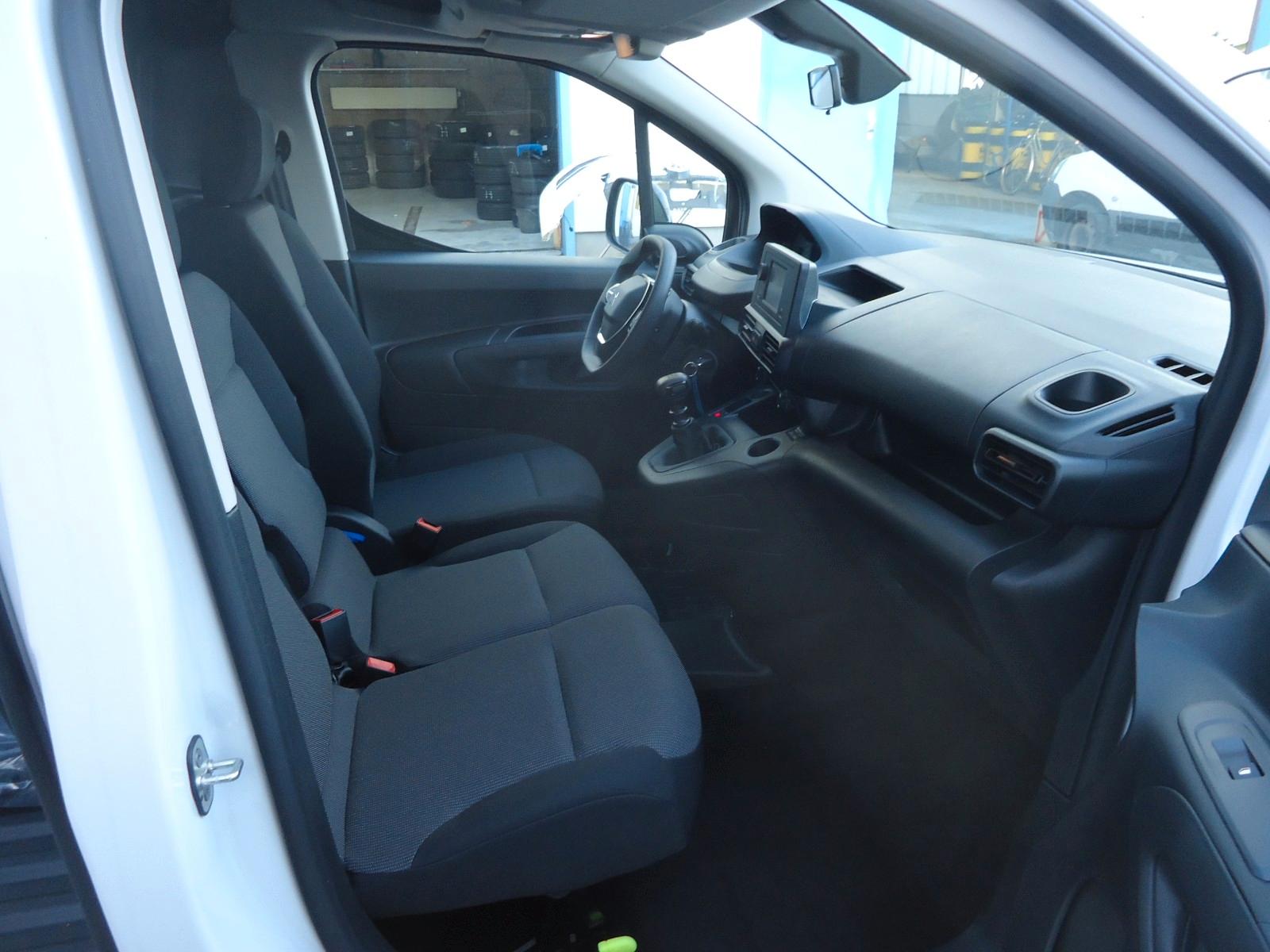Peugeot Partner 1.5 BlueHDi 100 Premium L1 *Klima-PDC*