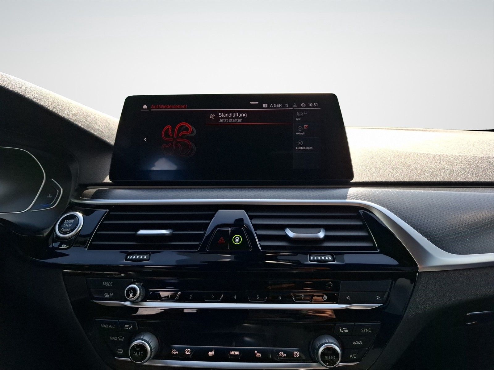 BMW 520 d xDrive M Sport AUTOMATIK / HEAD-UP / AHK / - Image 13