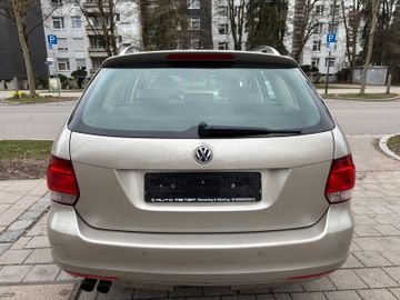 Volkswagen Golf - 4