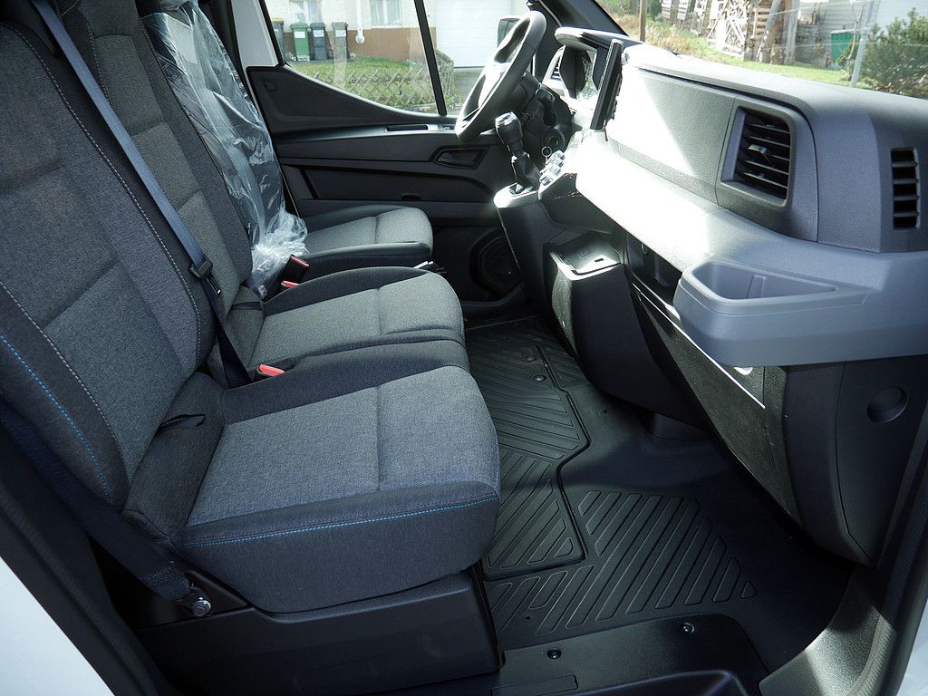 Fahrzeugabbildung Renault Master Kasten Extra L2H2 Blue dCi 130 AHK LED