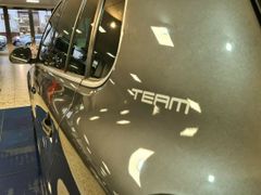 Fahrzeugabbildung Volkswagen Tiguan Team 4Motion (CAMERA/NAVI/AHK/AUT