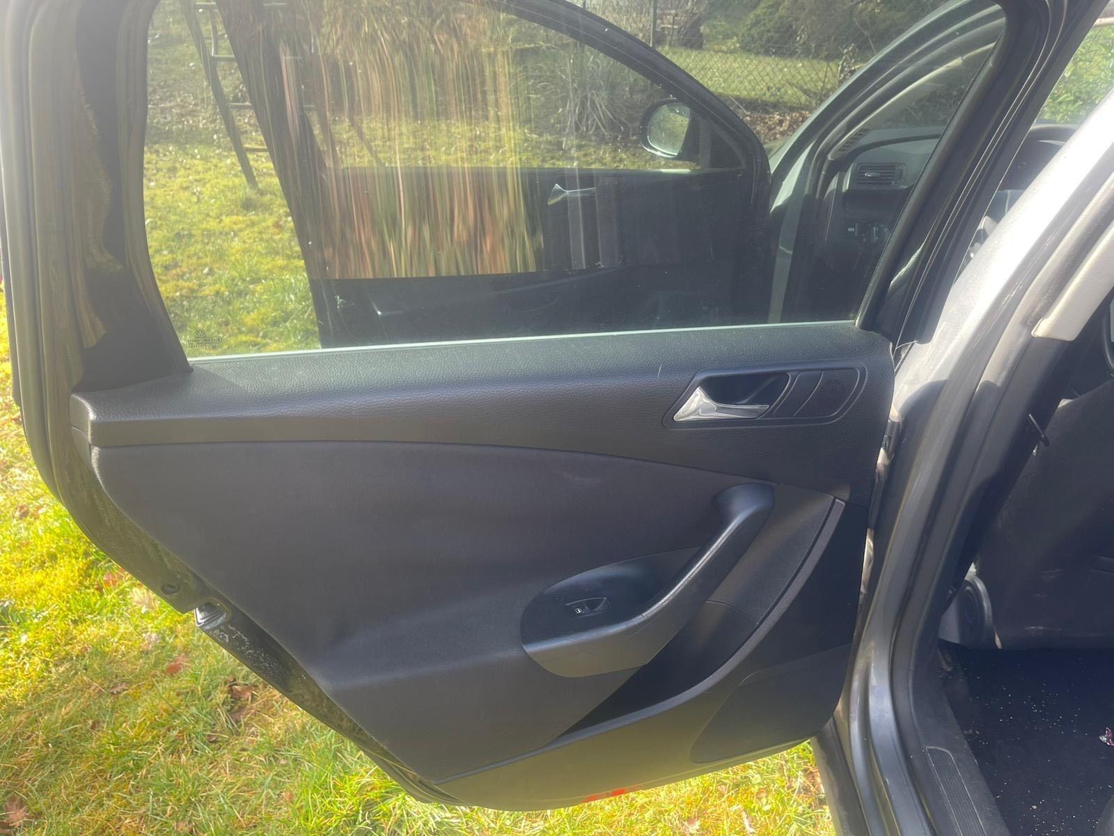 Volkswagen Passat 2006 — photo 14