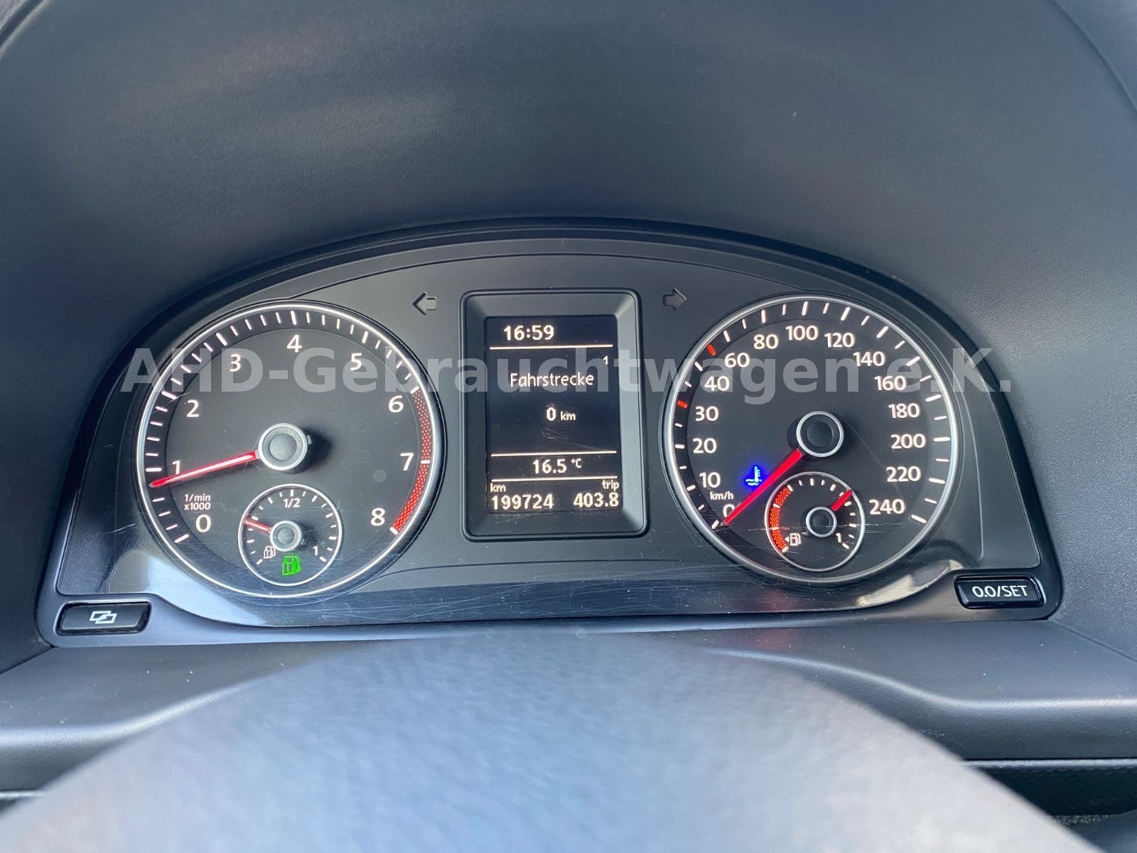 Fahrzeugabbildung Volkswagen Caddy Maxi 2.0 Roncalli 7-Sitzer