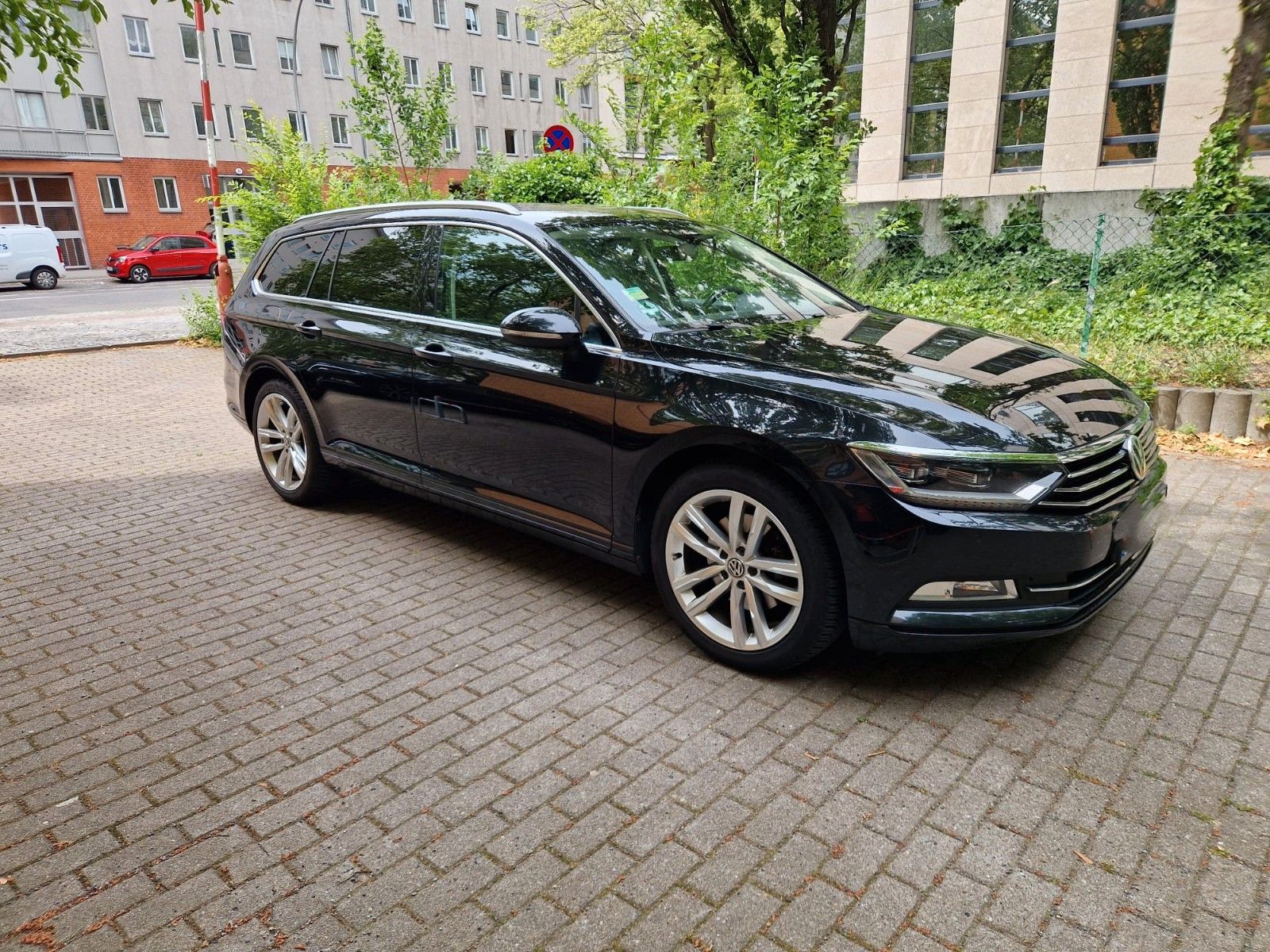 VW Passat Variant
