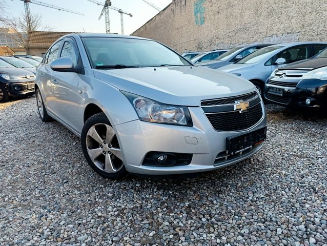 Chevrolet Cruze LT-AUTOMATIK-ALU KLIMA