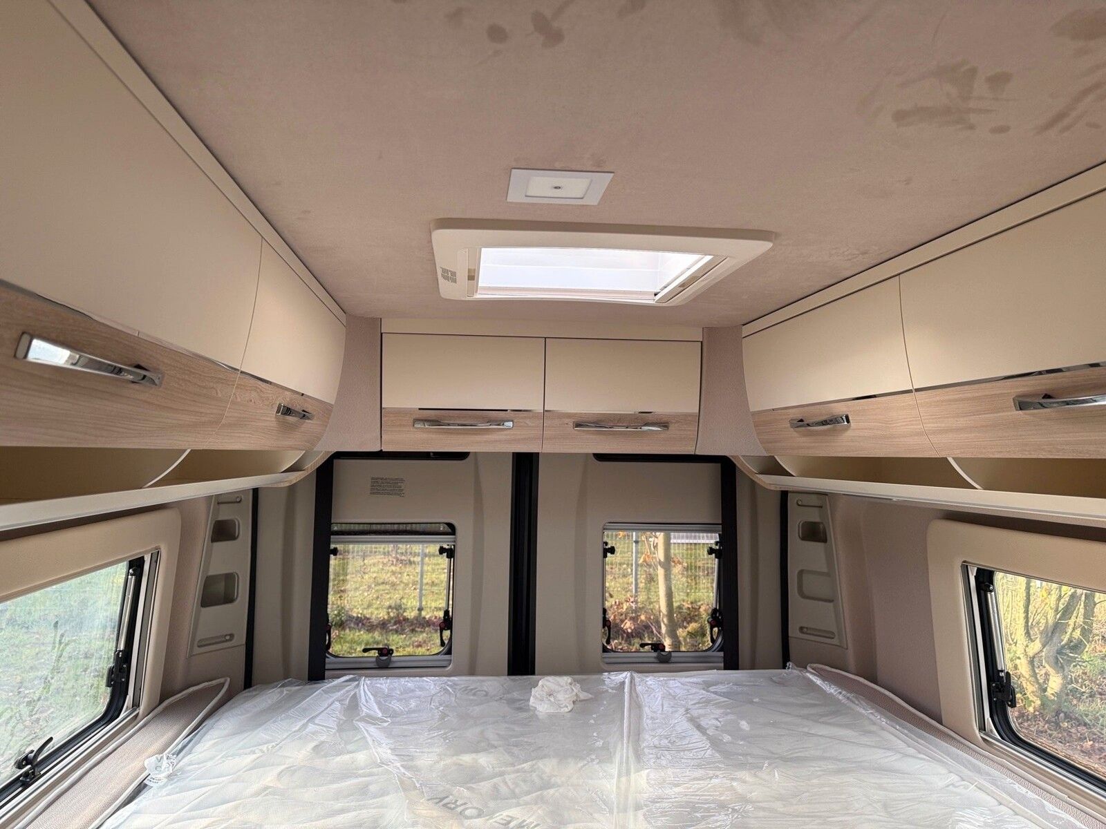 Fahrzeugabbildung Eura Mobil Van V 635 HB 6KW Heizung, Radio DAB, RFK