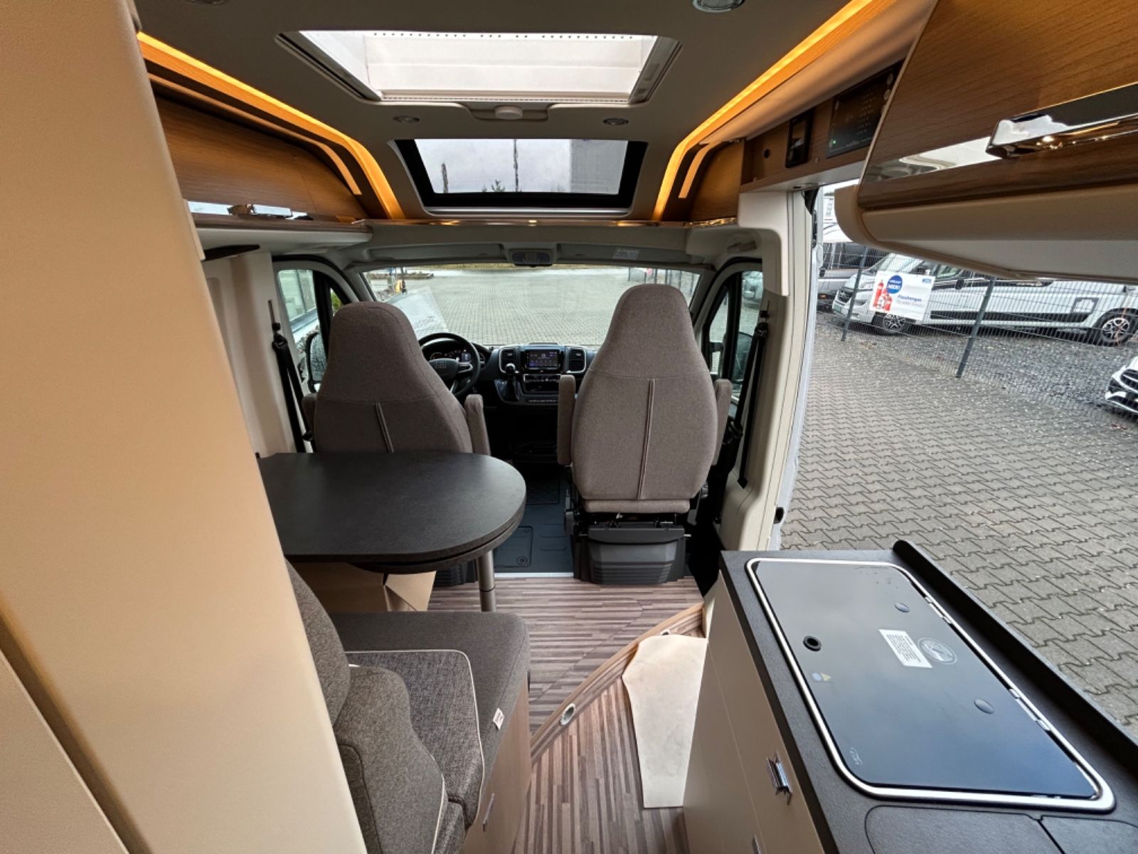 Fahrzeugabbildung Malibu Van diversity GT skyview 640 LE K Mj 2025