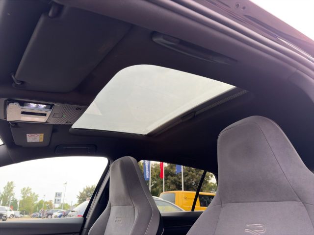 Golf VIII 2.0 TSI R-Line+Black Style+Navi+Pano