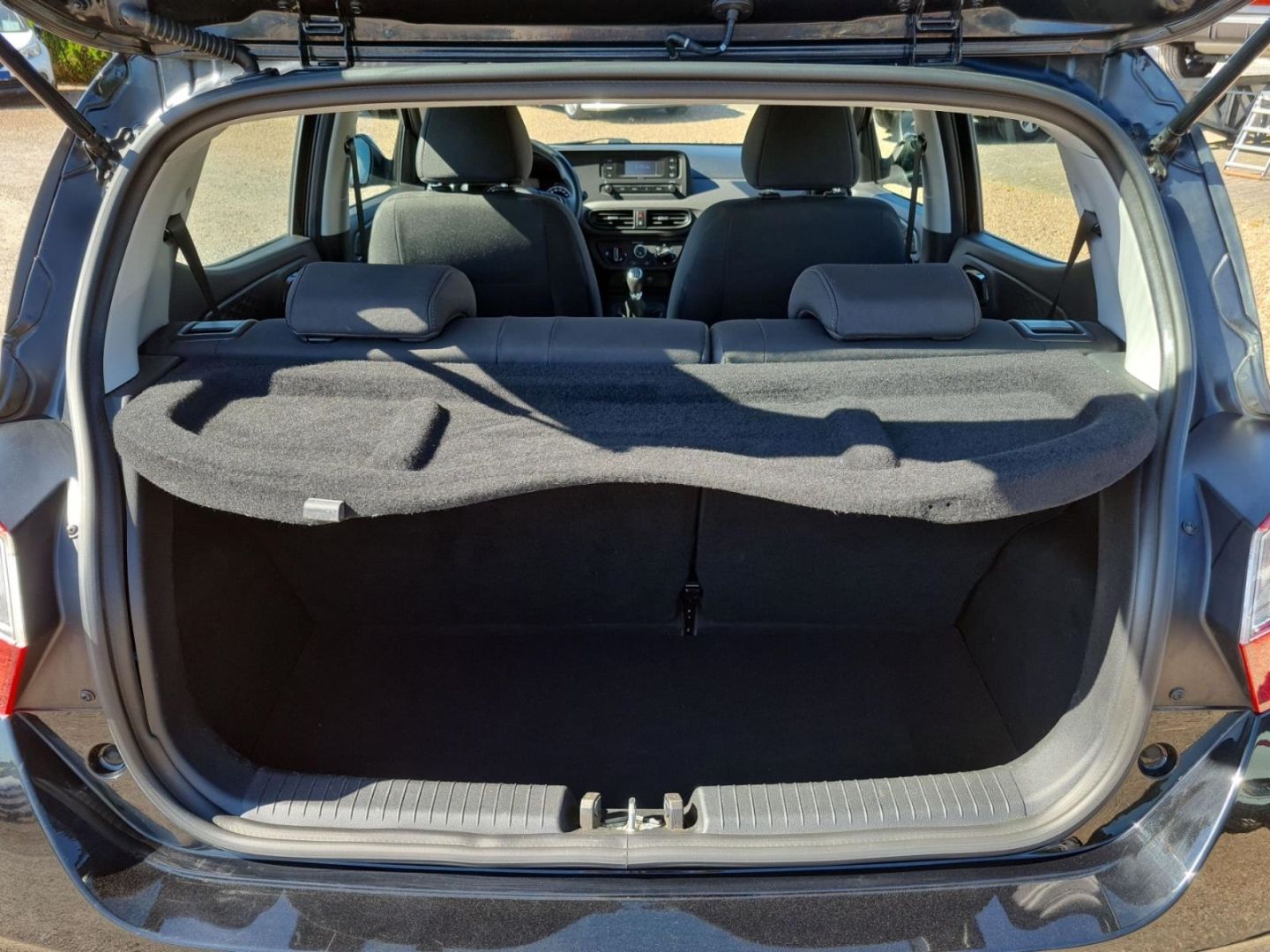 Fahrzeugabbildung Hyundai i10 New MJ21 1.0 Benzin M T Select