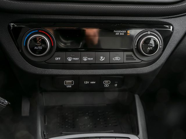 Hyundai i10 1.0 Trend Spurhalteassistent Kamera Navi