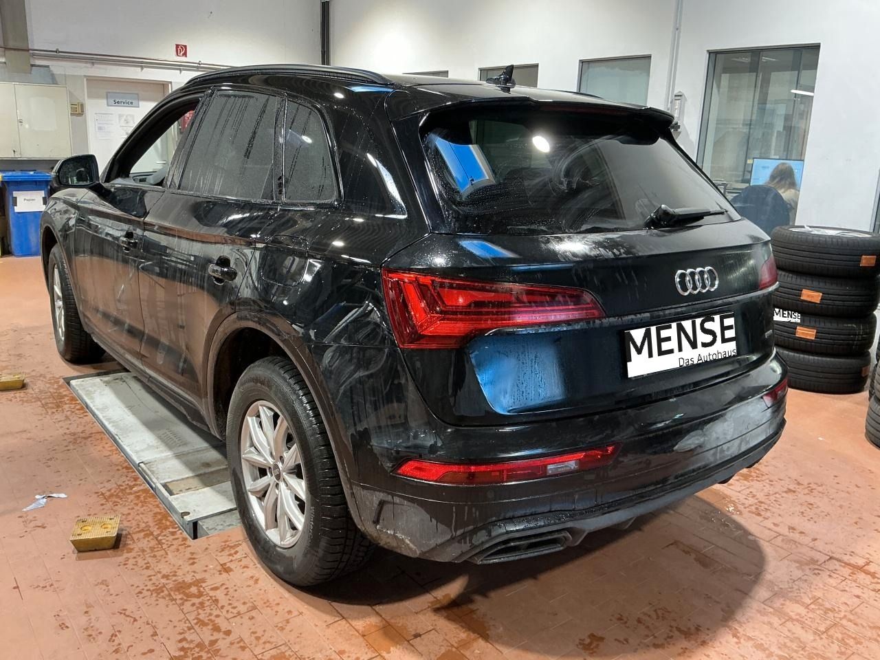 Audi Q5 55 TFSI e quattro S tronic S line Standhzg|LM imagem 3