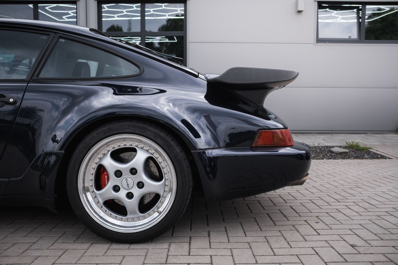 Fahrzeugabbildung Porsche 964 Turbo 3.6 - 2. Hd. - 78TKM - TRAUMAUTO!!!