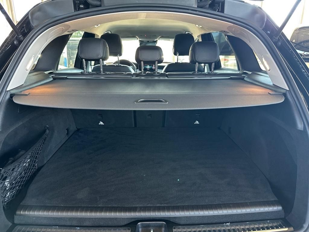Fahrzeugabbildung Mercedes-Benz GLC 300 e 4M AMG Night AHK Memory LED Sound SHZ