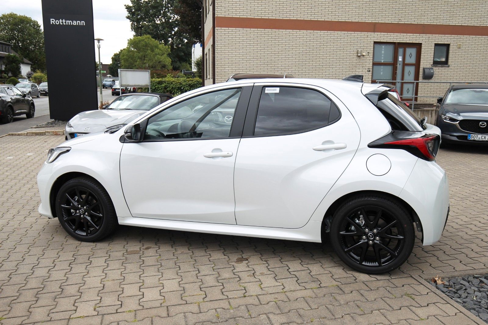 Mazda 2 Hybrid - Bild 6