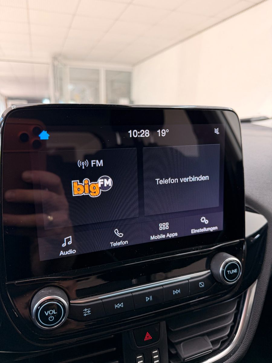 Fahrzeugabbildung Ford Fiesta Cool & Connect *Kamera*Sitzheizung*