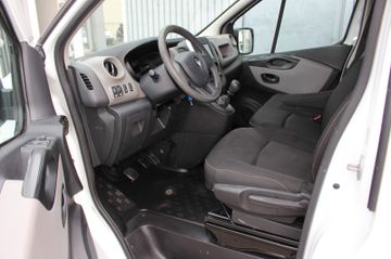 Renault Trafic - 11