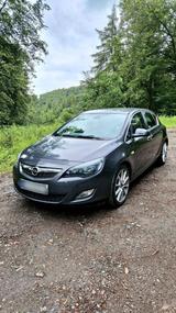 Opel AstraJ 1.4 Turbo 140PS *TÜV 05/26* - Opel Astra: 140