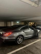 Mercedes-Benz CLS 220 d mit wenig Kilometern und super Z... - Mercedes-Benz CLS 220 von privat