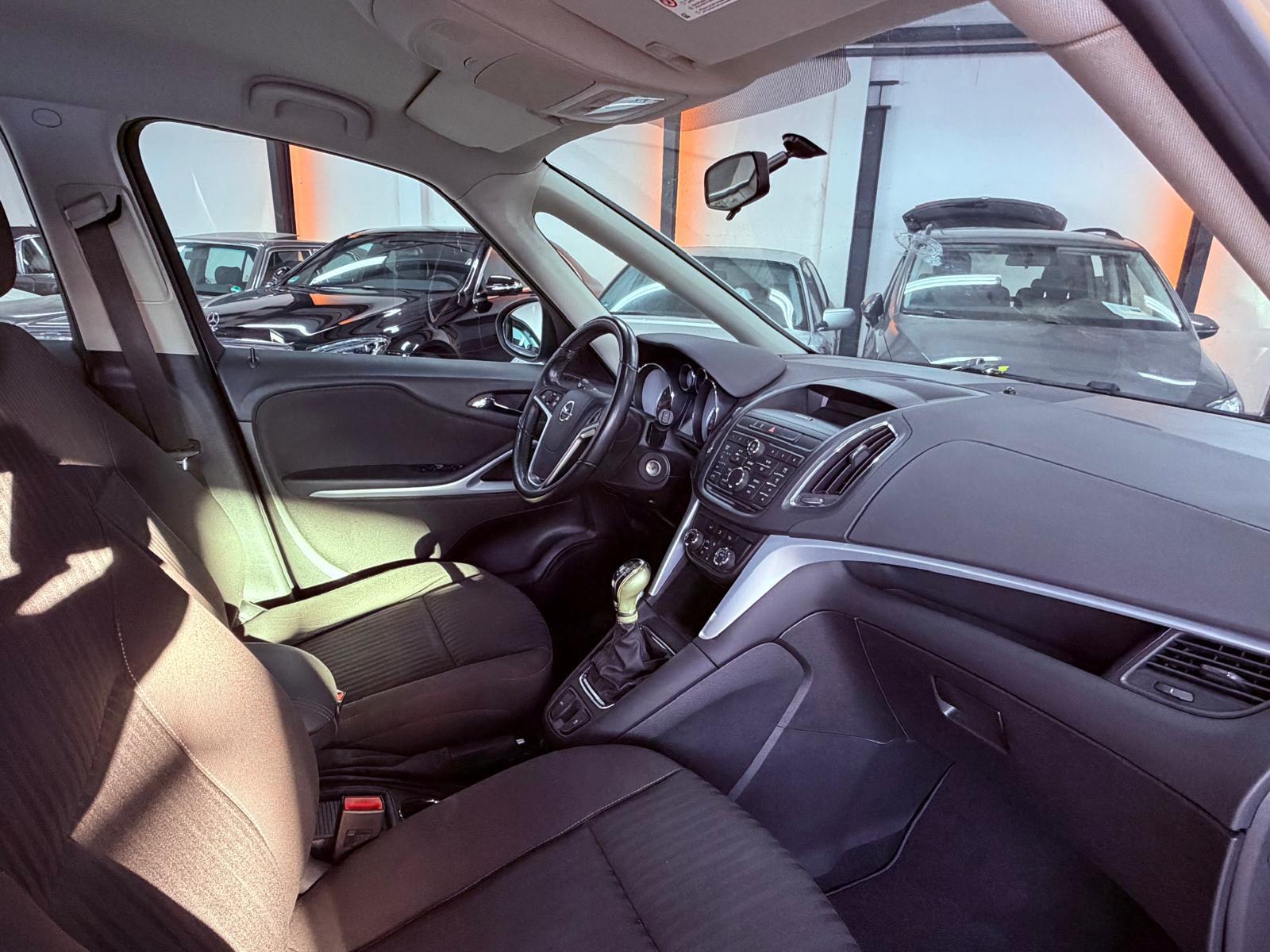 Opel Zafira C Tourer Edition -7-Sitzer -AHK