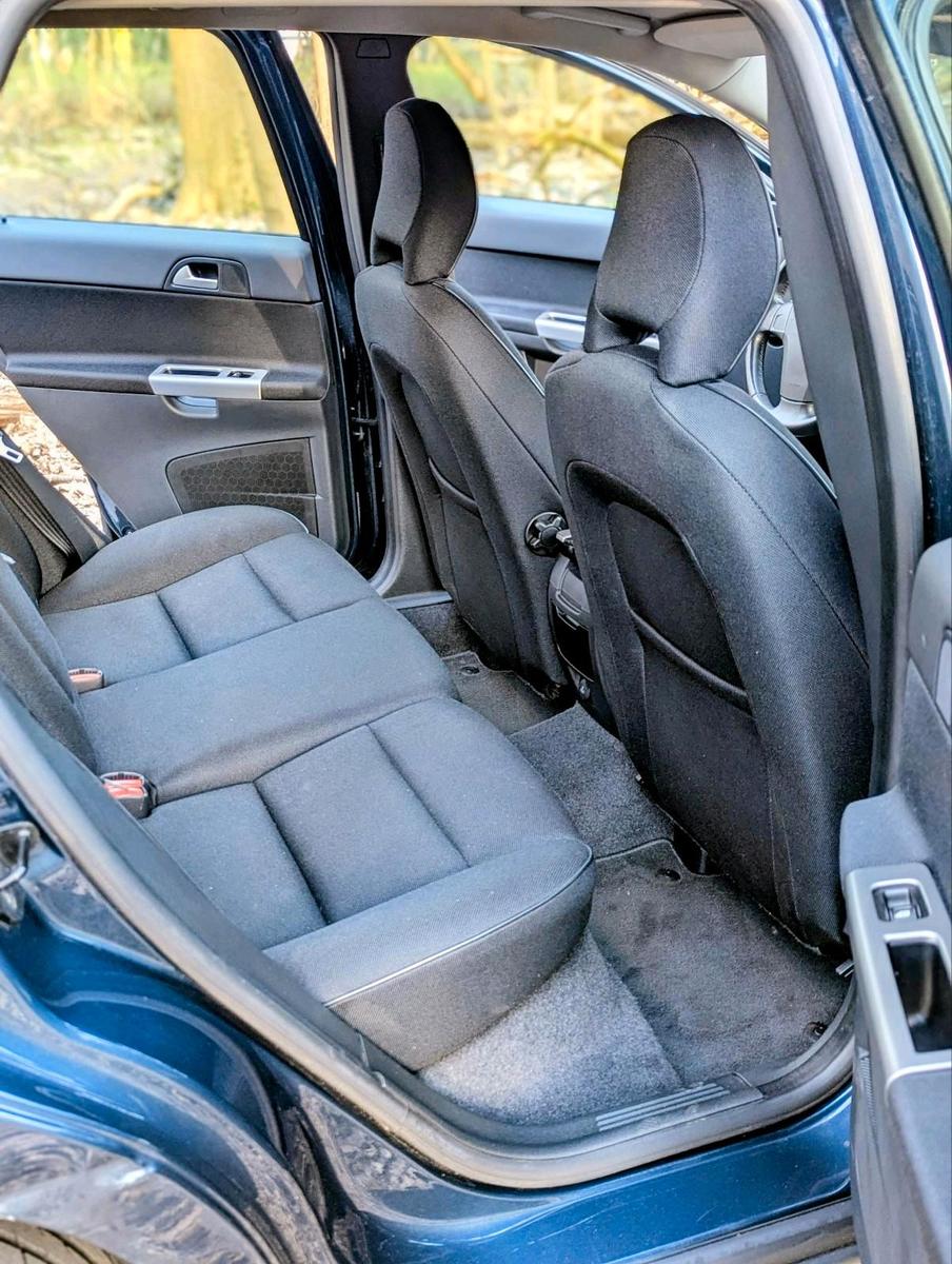 Volvo V50 2009 — photo 15