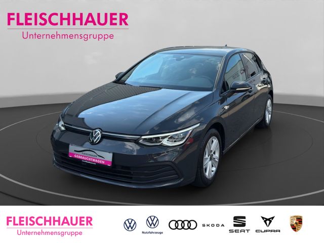 Volkswagen Golf VIII 1.5 TSI LIFE NAVI+DC+LED+ACC+APPLECAR.