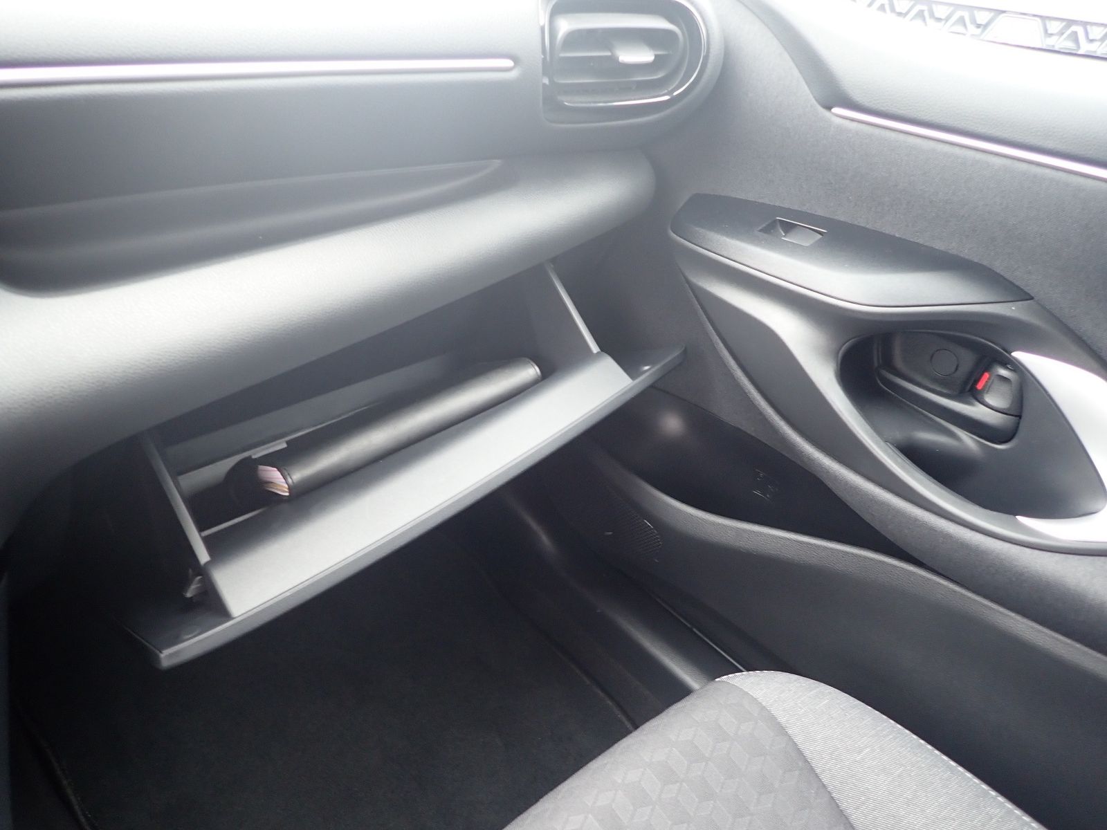 Fahrzeugabbildung Toyota Yaris Comfort 1.0