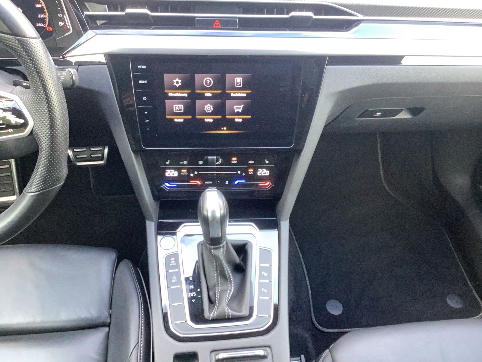 Fahrzeugabbildung Volkswagen Arteon Shooting Brake R-Line 4 IQ.Light Navi ACC