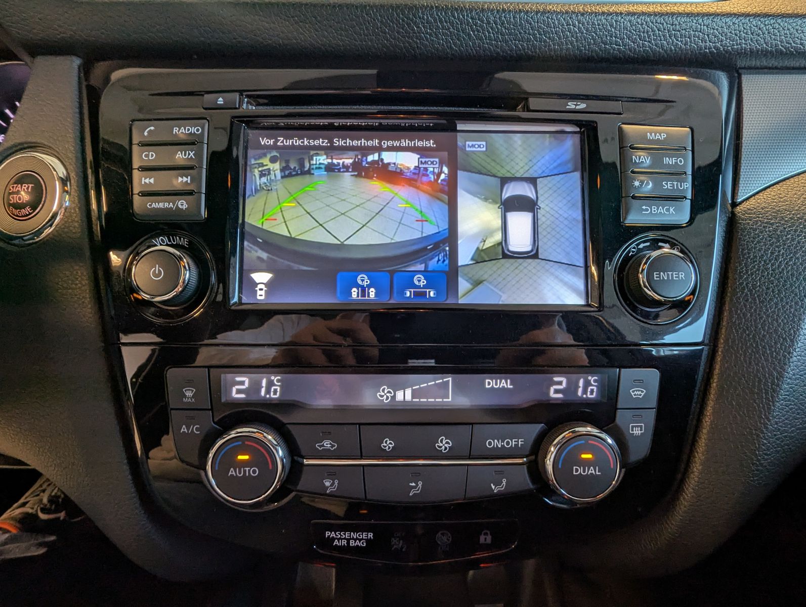 NISSAN Qashqai 1.6 DIG Tekna+ Pano Bose 360° Memory 19" - Image 25