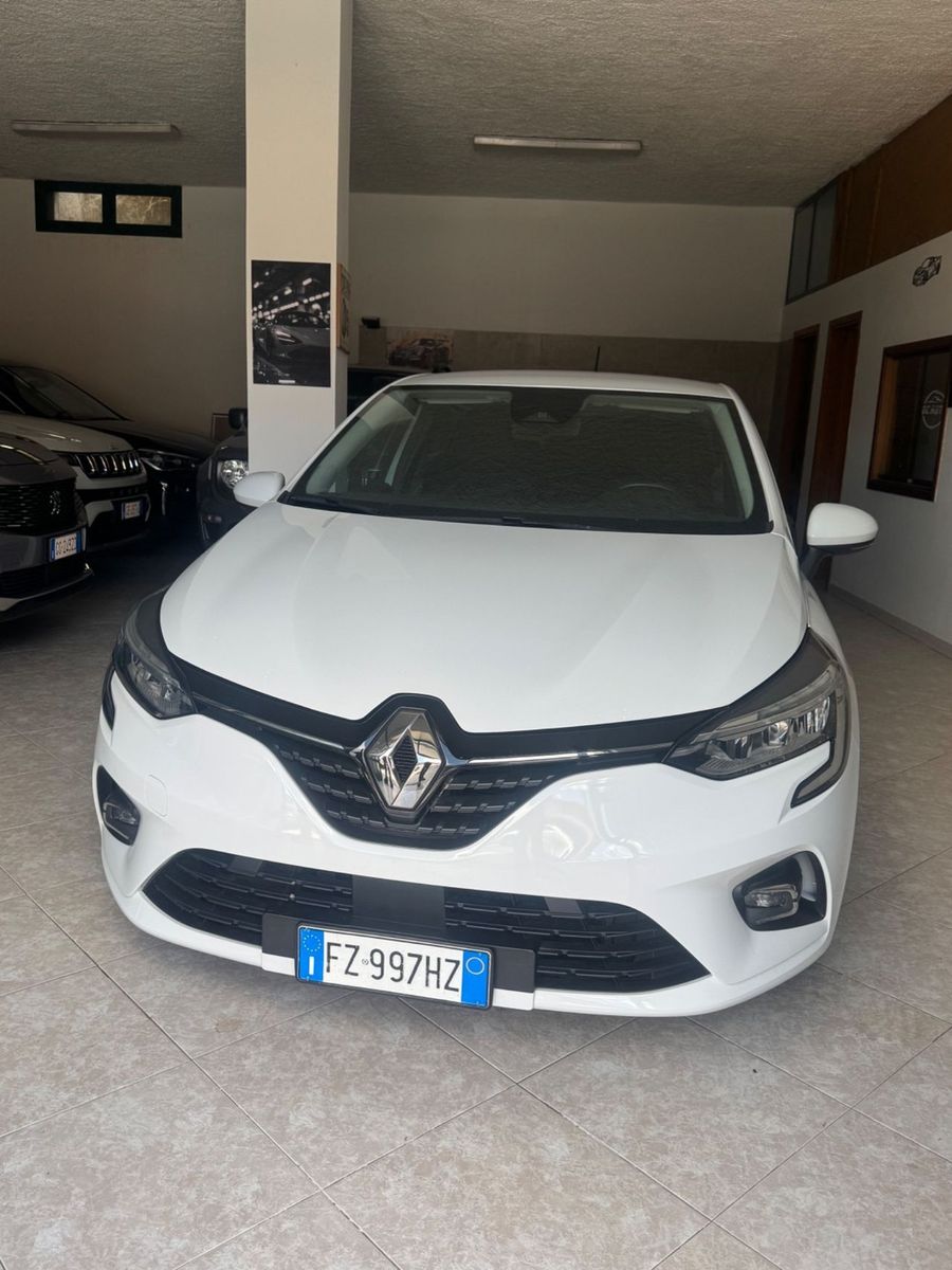 RENAULT Clio