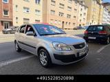 Kia Rio 1.4 EX Basis 1.Hand|66TKM - Kia Rio in Essen