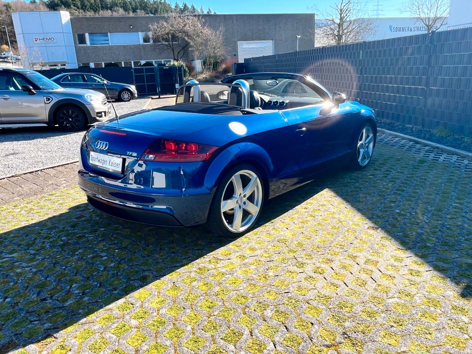 Audi TT 1.8 TFSI Roadster*Navi*19" Aluräder"PDC*SH