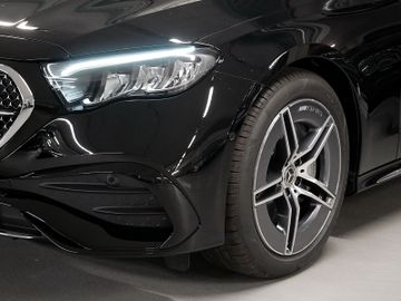 Mercedes E 200 - 4