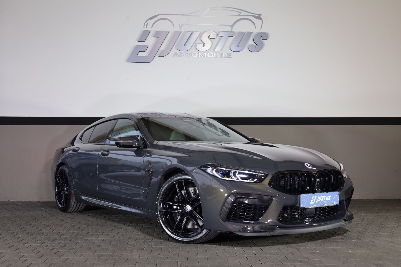BMW M8 Competition xDrive GranCoupé/360*/HUD/H&amp;K/R20