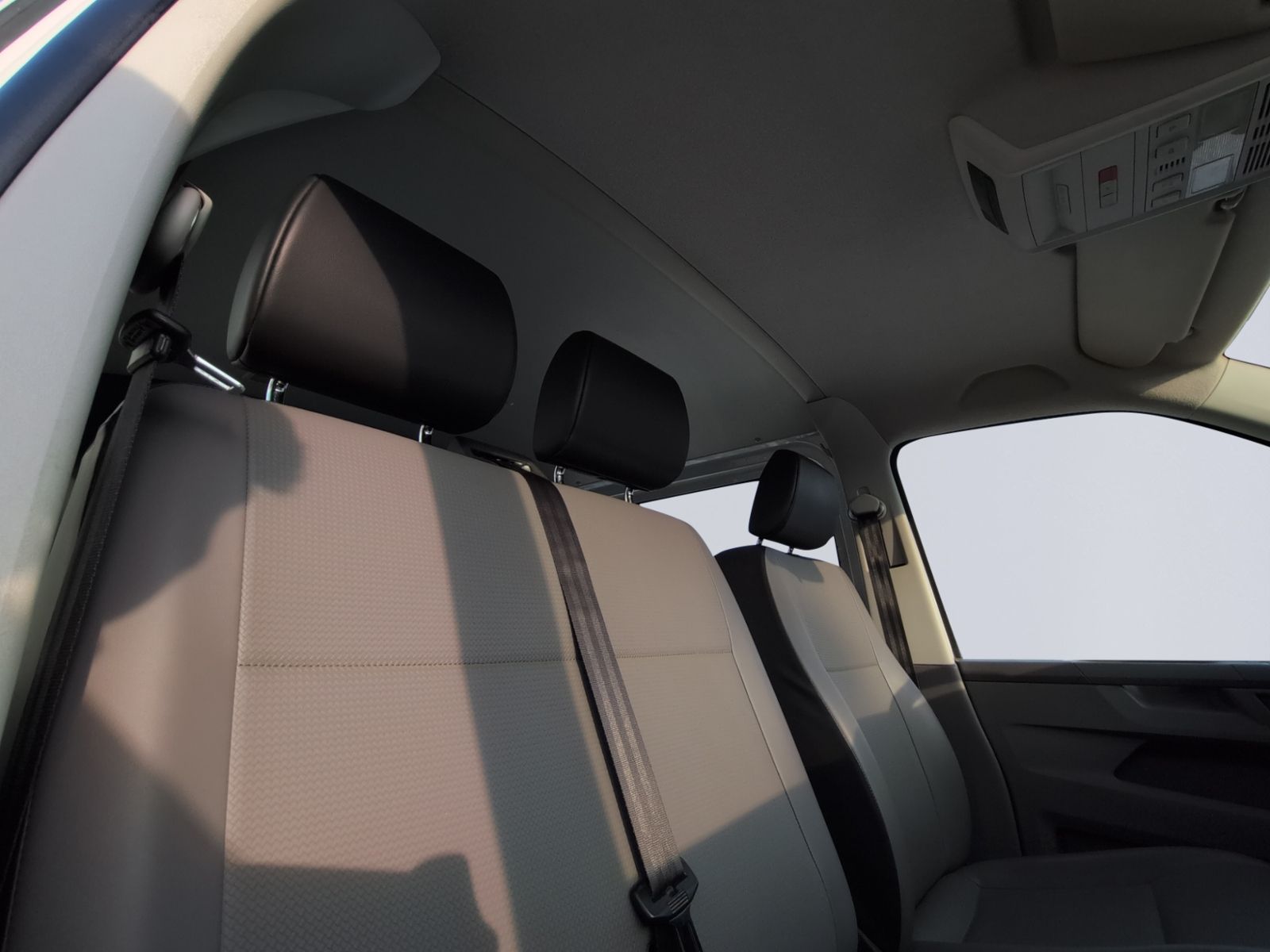 T6.1 Mixto 2.0 TDI LR LED NAVI