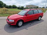 Volkswagen Passat Syncro Allrad VW - Volkswagen Passat aus 1998: Kombi