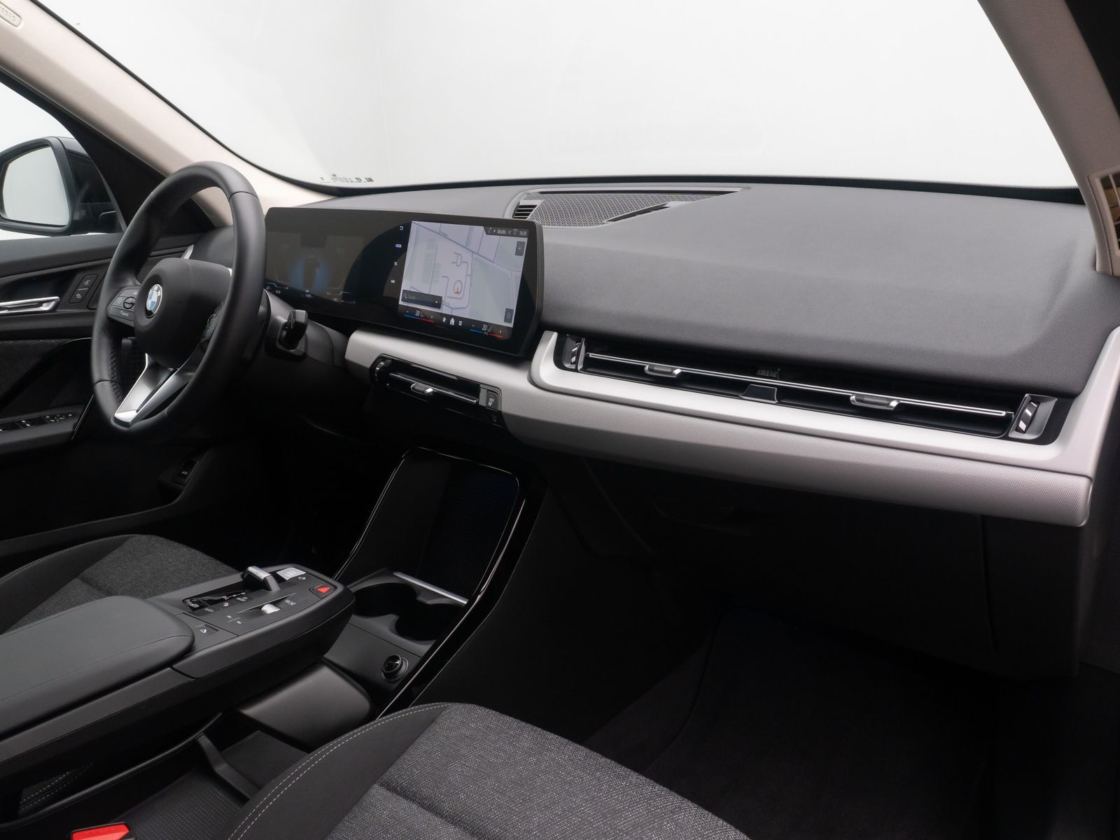 Fahrzeugabbildung BMW X1 sD18d GeschwindigReg DAB Kamera DigitalKey