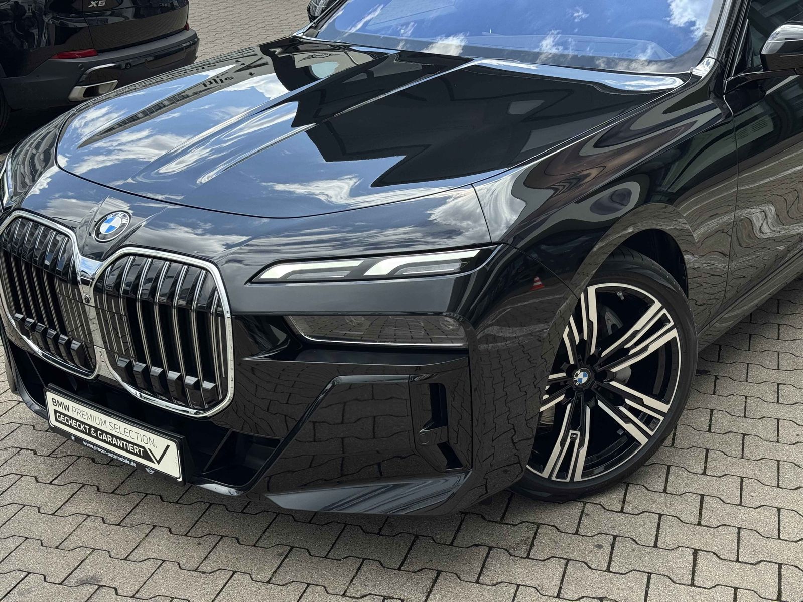 BMW 740 - Bild 2