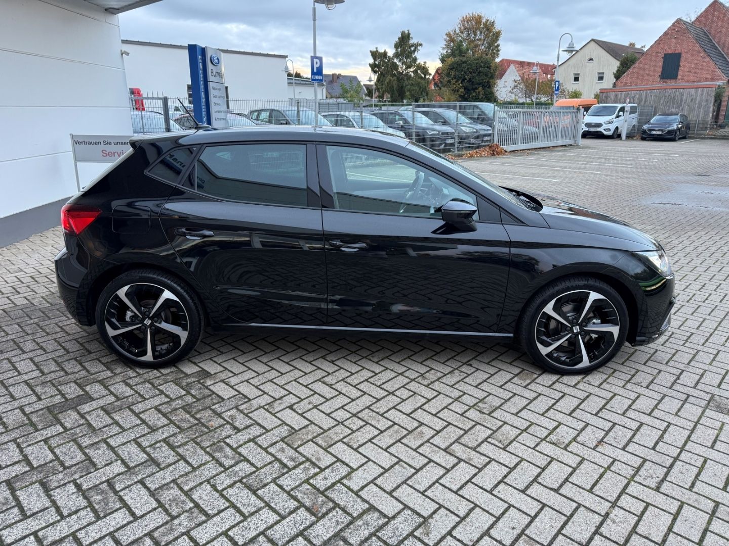SEAT Ibiza FR Digitales Cockpit LED ACC CarPLay Fahre - Image 7