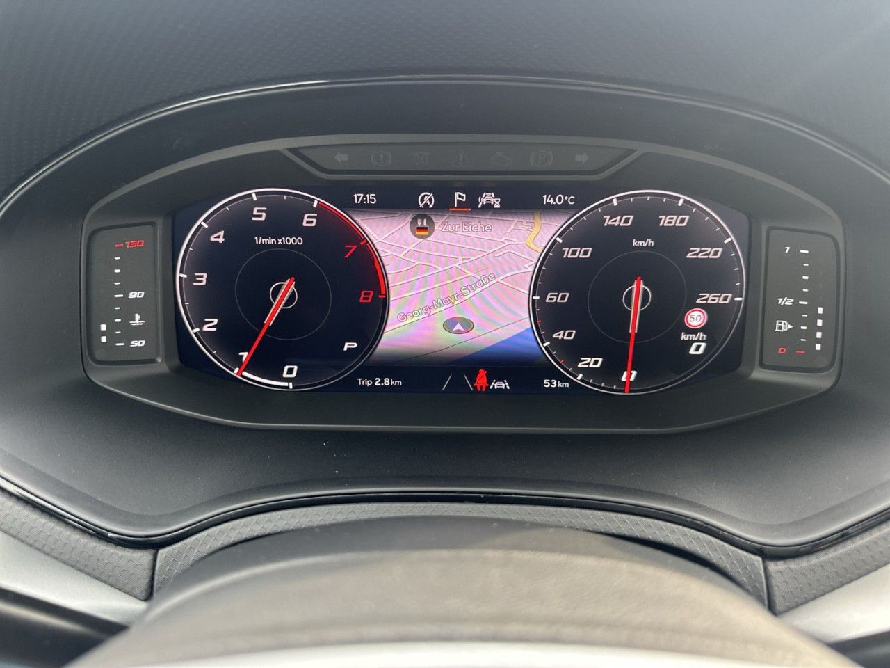 Fahrzeugabbildung SEAT Arona 1.5 TSI 110 kW FR - mit KI generiert/bearbeitet