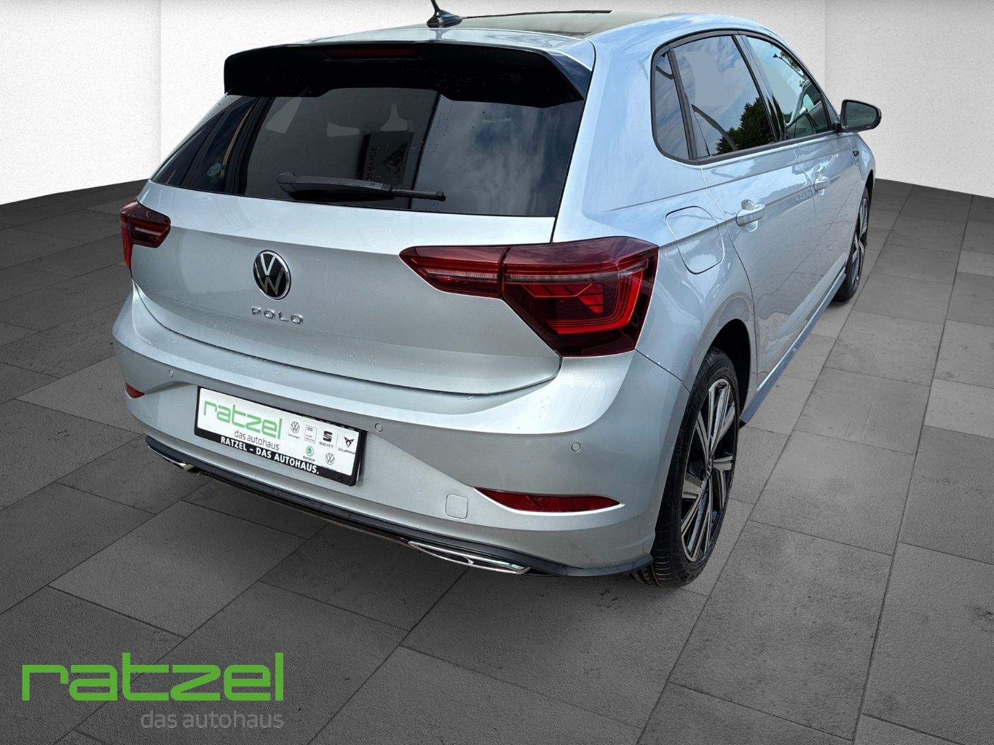 Fahrzeugabbildung Volkswagen Polo R-Line 1.0 TSI DSG IQ.Drive+ACC+LED+PDC