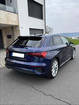 Audi A3 35 TFSI S tronic S line Sportback S line - Audi A3: Blau, Alcantara, mit Navigationssystem