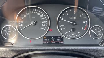 BMW 320 - 11