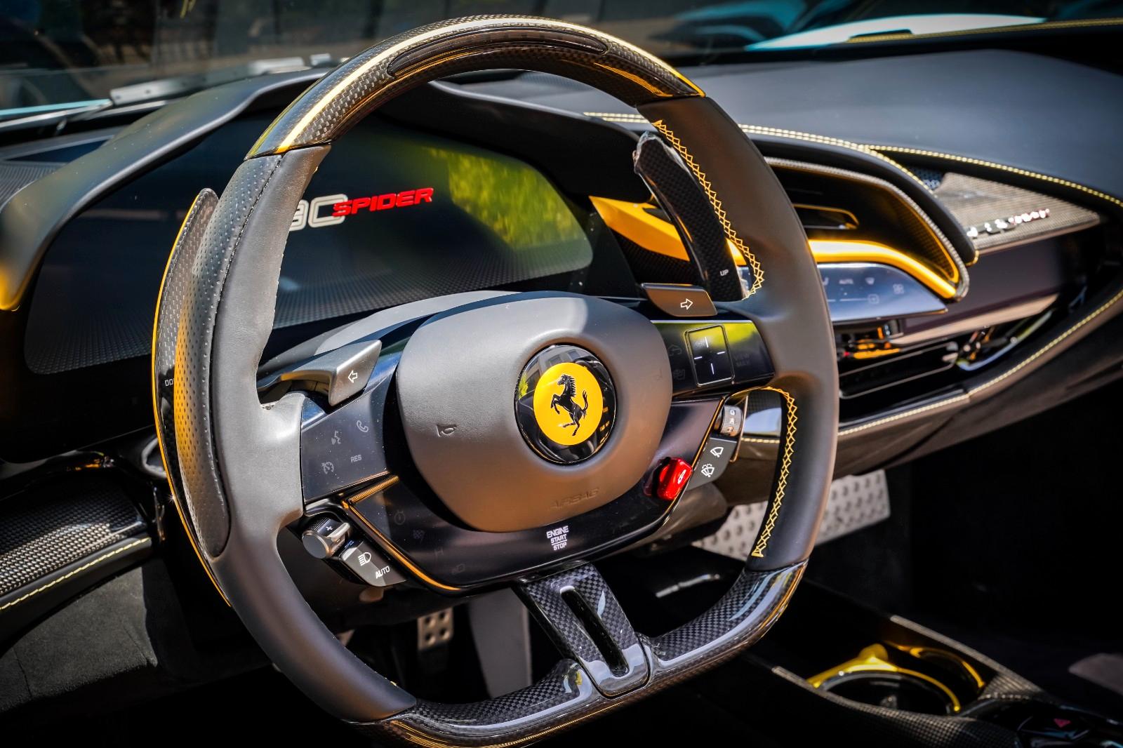 Ferrari SF90 Spider/LIFT/Azzuro La Plata