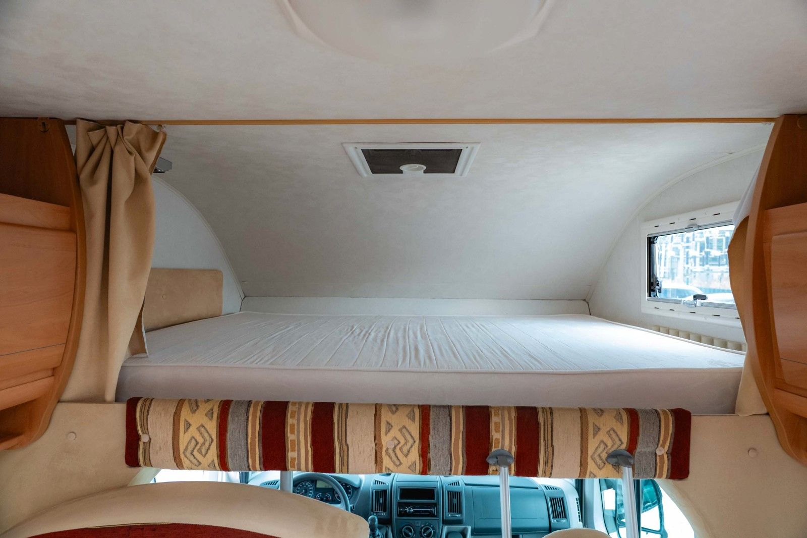 Fahrzeugabbildung Fiat Ducato Orange Camp *6 Schlafplätze*Markise*