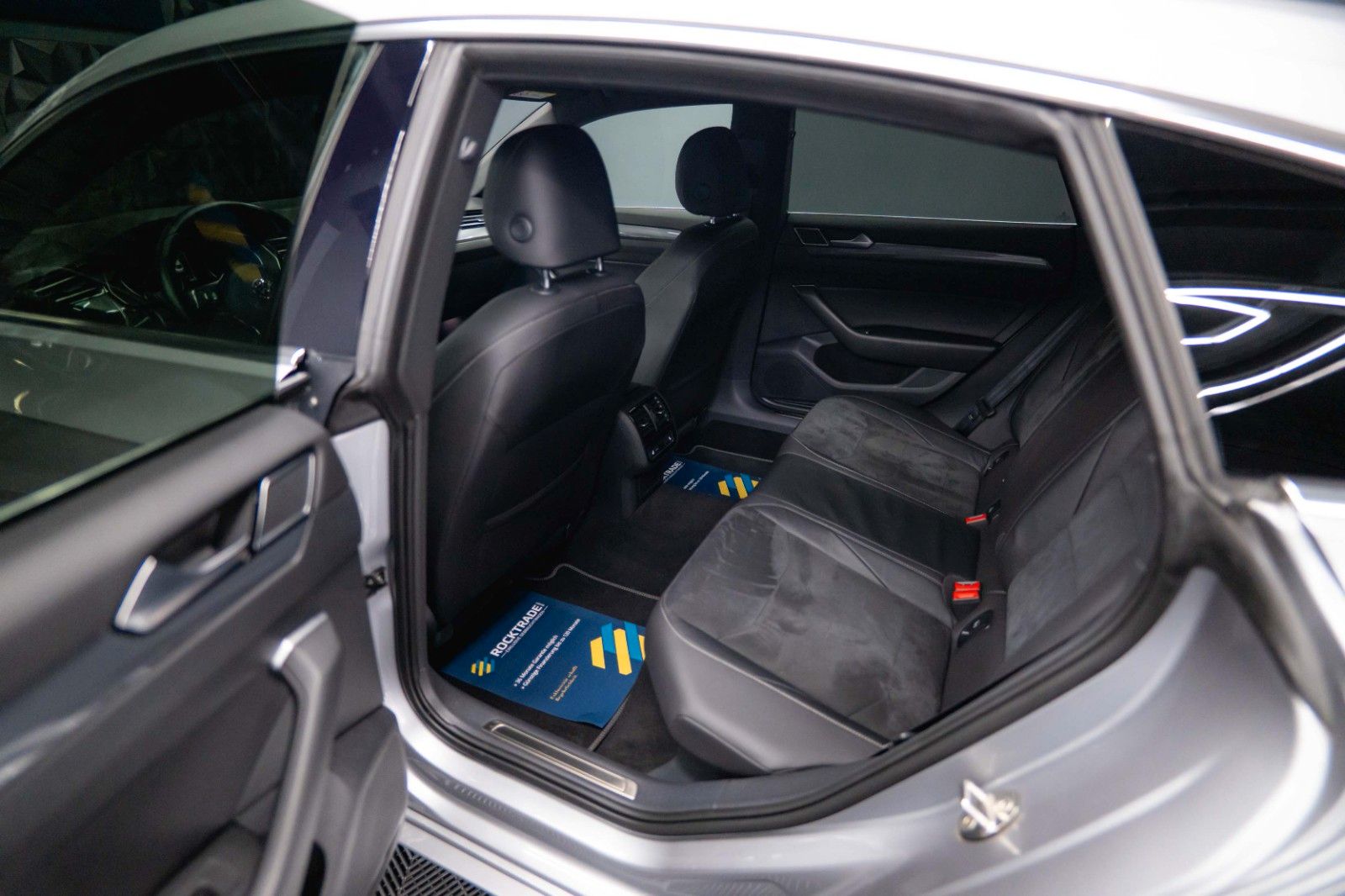 Fahrzeugabbildung Volkswagen Arteon R-Line+ 4Motion | ACC | Massage | LED