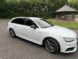 Audi A4 Avant 2.0 TDI sport 3xS-Line, Matrix, Virtual - Audi A4 mit Diesel-Antrieb: Weiß, Kombi