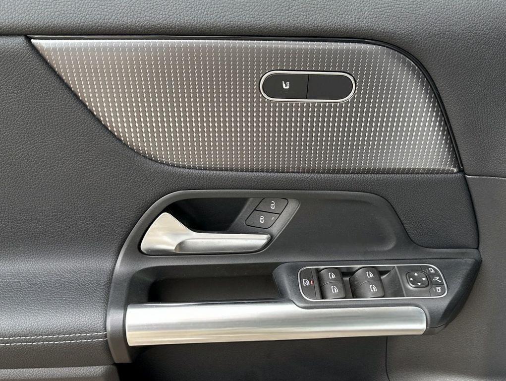 Mercedes-Benz GLA Progressive AHK Spiegel-Paket, миниатюра 18